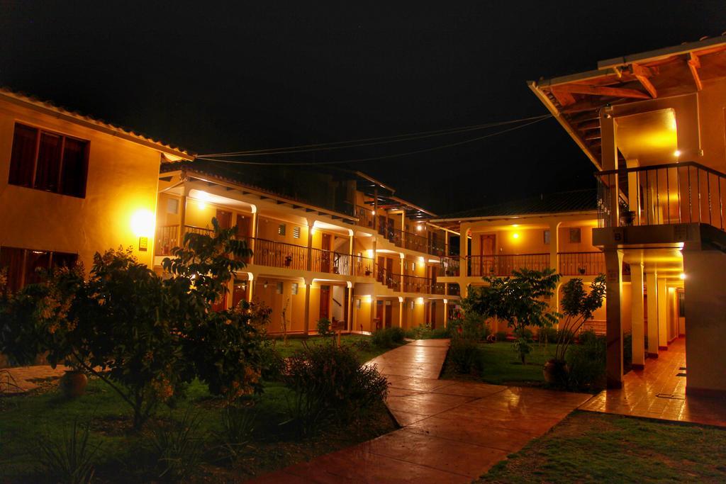 Tunupa Lodge Hotel Ollantaytambo Eksteriør bilde