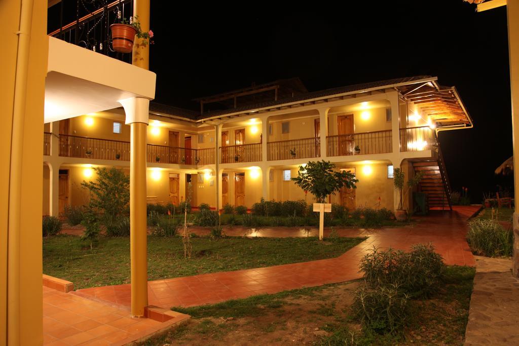 Tunupa Lodge Hotel Ollantaytambo Eksteriør bilde